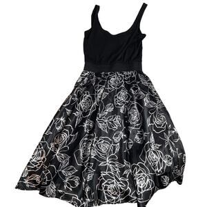 LIVIE Floral Satin Dress Tank Black White Polyester‎ Small Midi